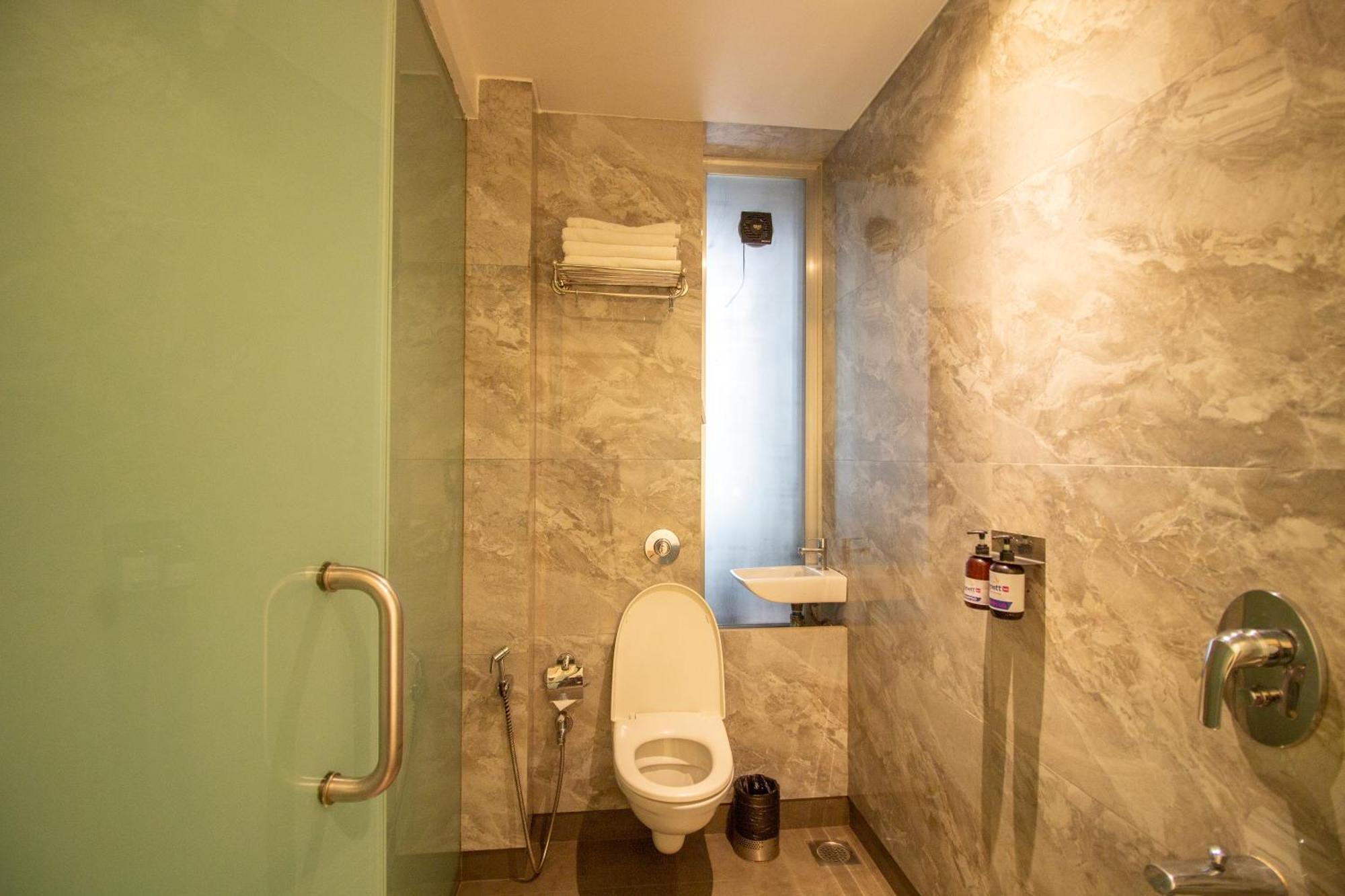 Hotel Celestiial , Candolim Exterior foto