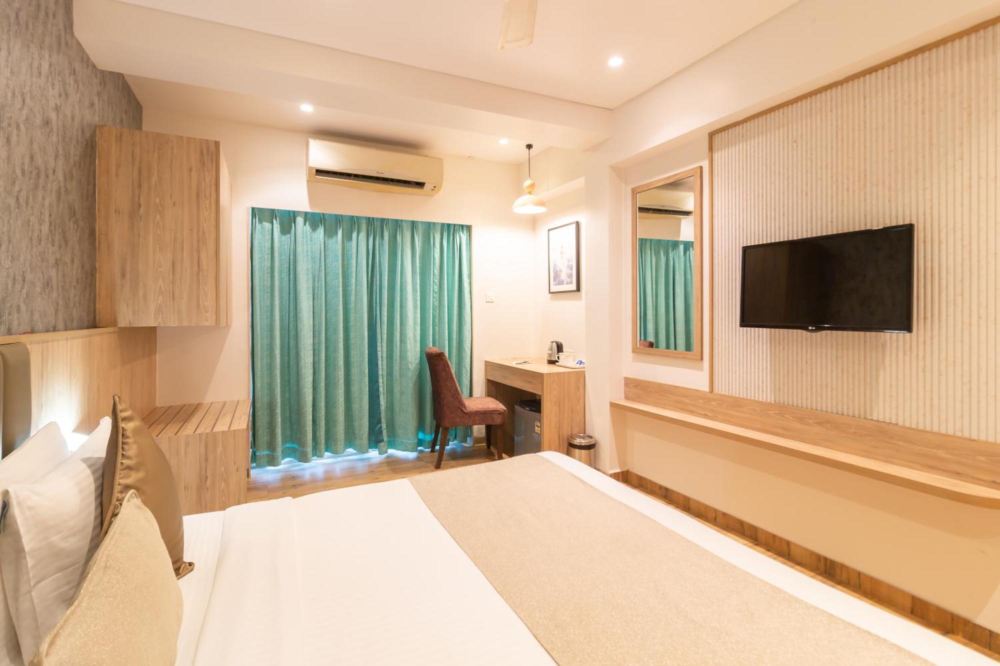 Hotel Celestiial , Candolim Exterior foto